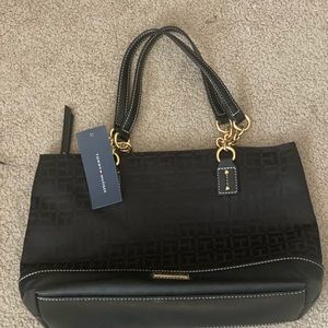 Tommy Hilfiger women purse